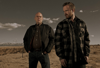 Illustration for article titled It's time to look upon the promo images for Breaking Bad's final episodes and argue about what they mean